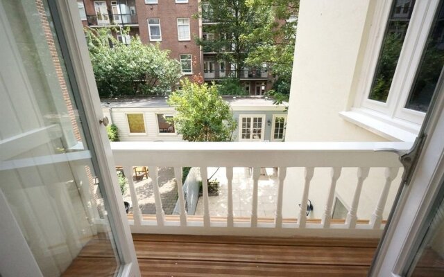 Kade Apartment II