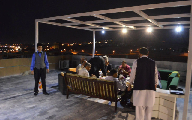 Intellectual Inn - Bahria Town