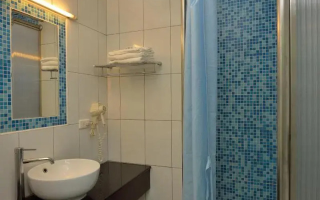 Shin Gang Jing-Ya Pai House