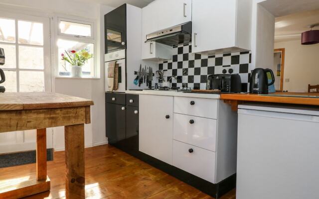 Medland, Newton Abbot