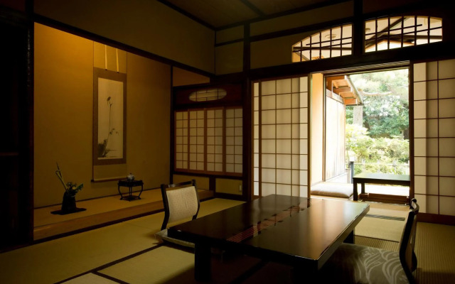 Tatsunokuchi Onsen Matsusaki