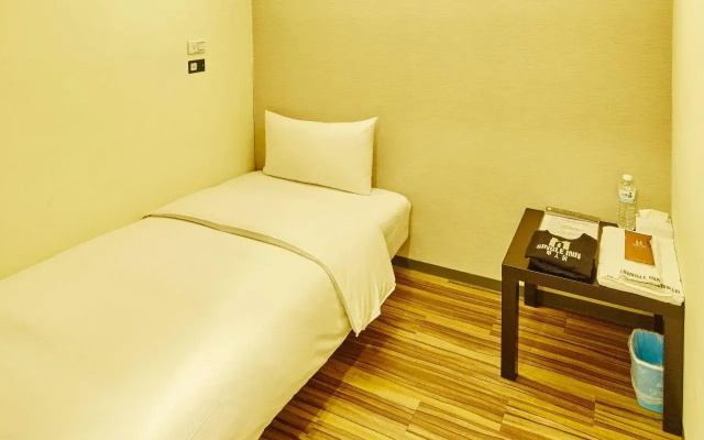 Single inn kaohsiung Lisen Hostel