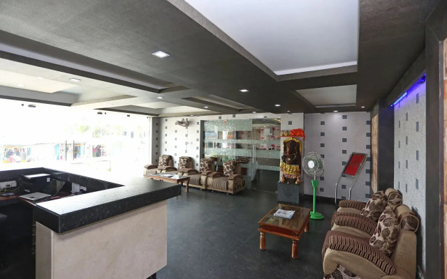 Hotel Mahabir Sheraton by OYO Rooms