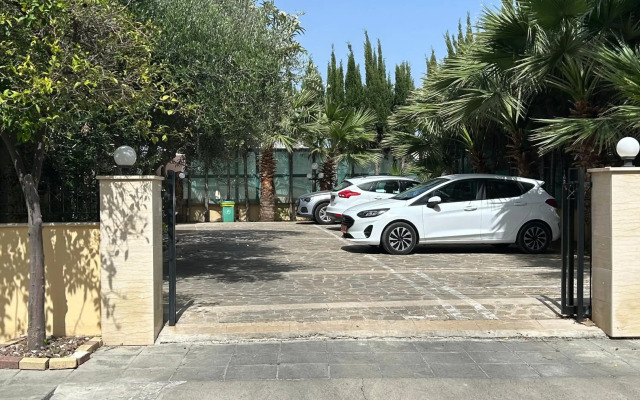Elena Boutique Residence