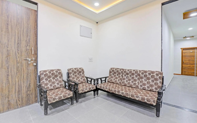 OYO Flagship 80625 Hotel King Land