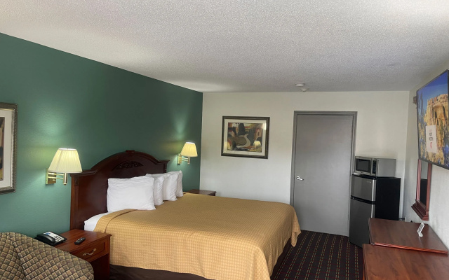 Loyalty Inn Hawkinsville