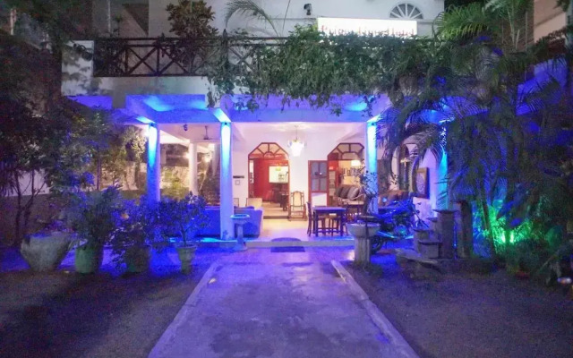 Oyo 541 Tradition Garden