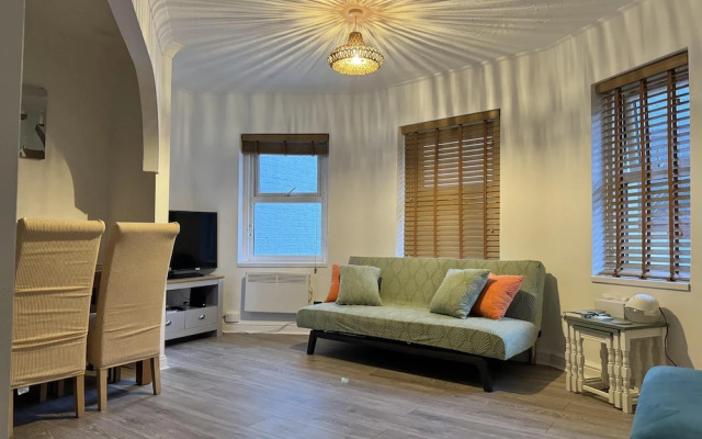 Purbeck Inn Apartment in Bournemouth Town Centre