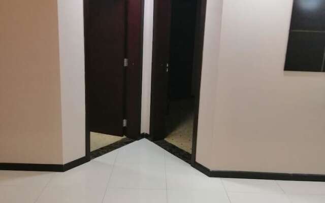 Grand Lily Hotel Suites