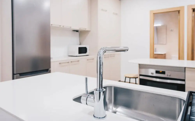 Amalur by People Rentals