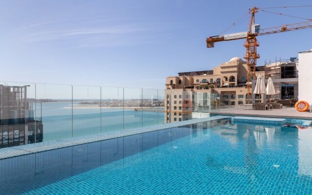 Astounding 1BR Apartment Situated In Palm Jumeirah