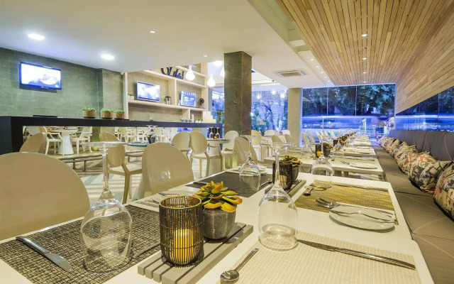 OZ Hotel