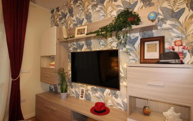 Cozy apt 10 mins walk from Poetto + terrace