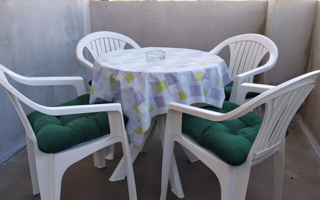 Lovely one Bedroom Apartment Mary in the Center