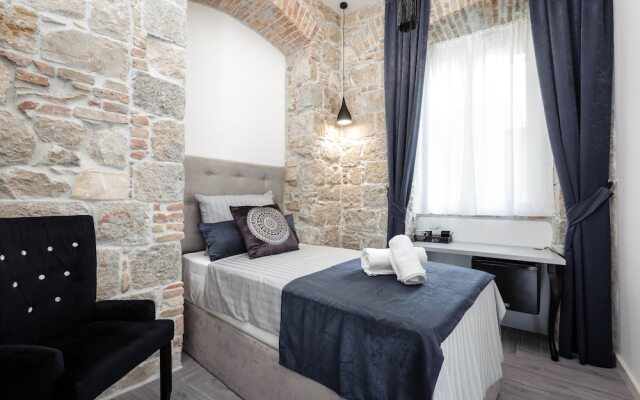 Avangarde Luxury Rooms