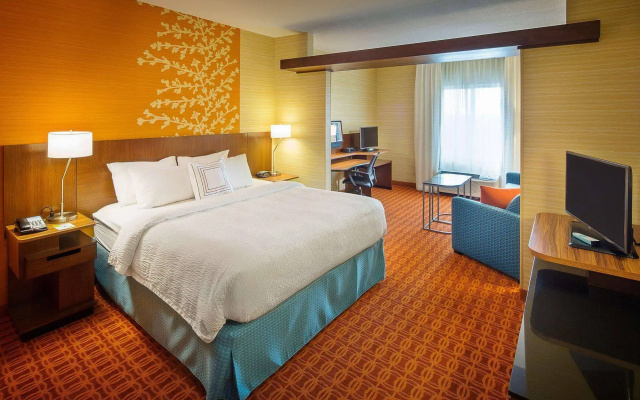 Fairfield Inn & Suites Monaca