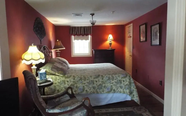 The Tillie Pierce House Inn