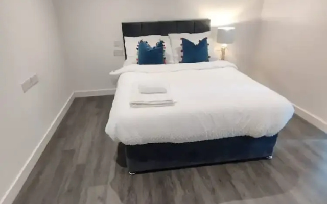 Immaculate 3-bed Apartment Homes in London
