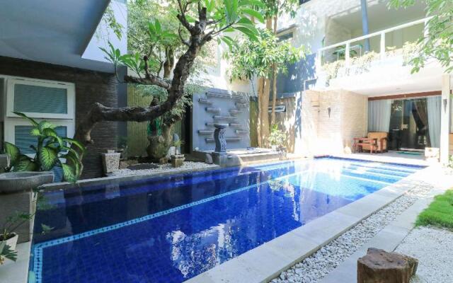 Kubu Kalih Residence By Zuzu