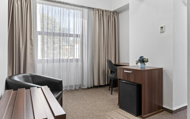 Lina Hotel