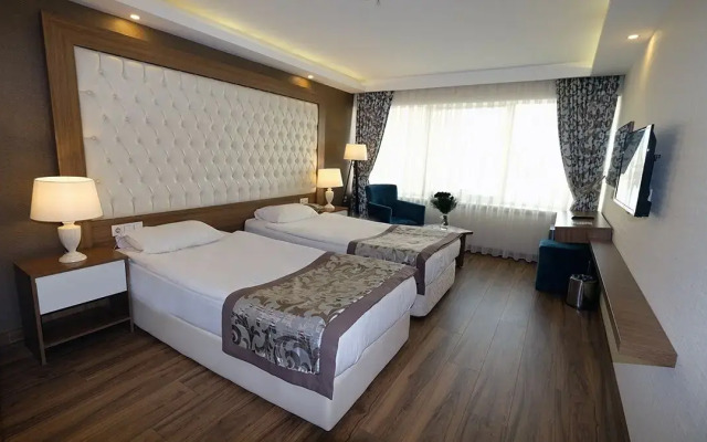 Esila Hotel