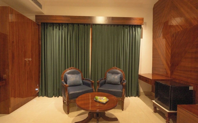 Gajraula Sukhdev Dhaba & Resort