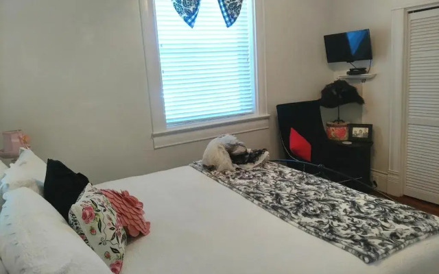 Sandstone Street Bed and Breakfast