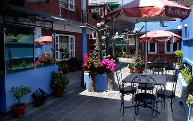 OYO 120 Hotel Tayoma