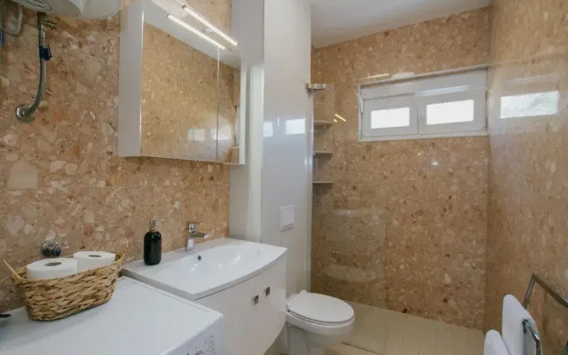 Scenic Sea View Apartment Trogir