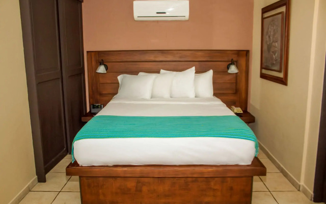 La Riviera Hotel B&B