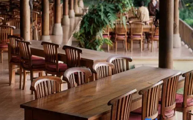 Mahagiri Resort & Restaurant