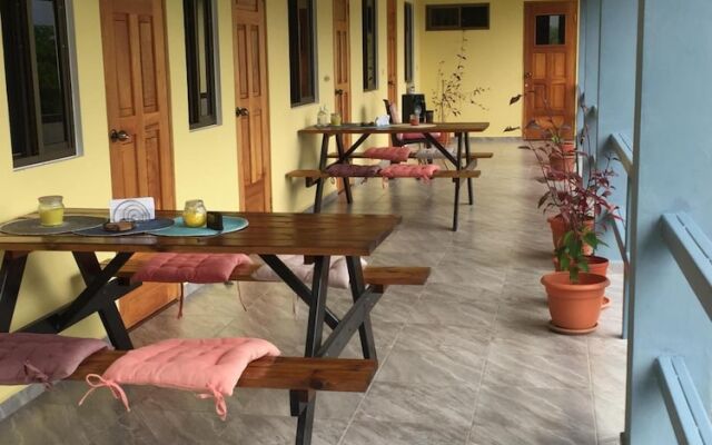Hostal Casa Las Lajas - Hostel
