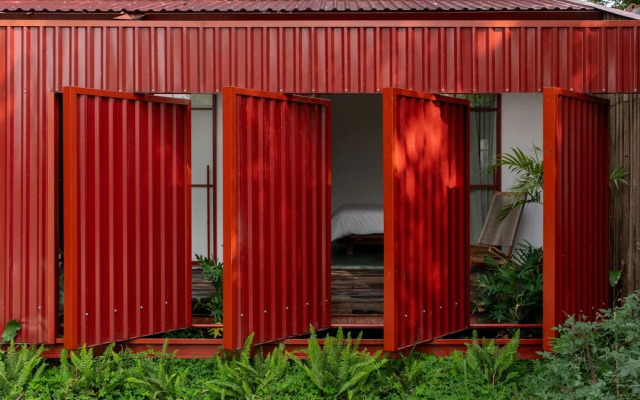 Scarlet Pavilion Homestay