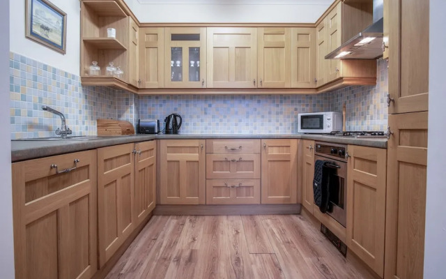 Arcadia - 1 Bedroom Apartment - Tenby
