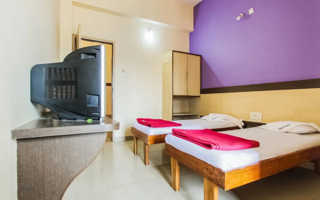 SPOT ON 60208 Hotel Ashoka Deluxe Lodging And Restaurant