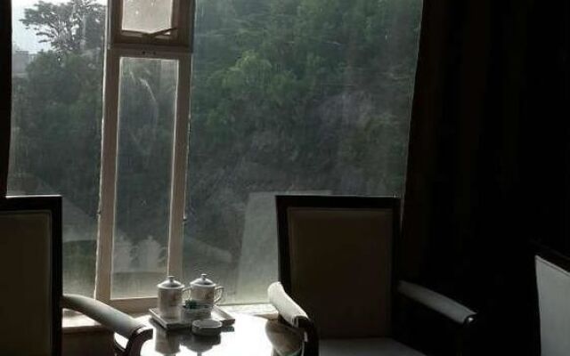 Zhuhai Junlin Hotel