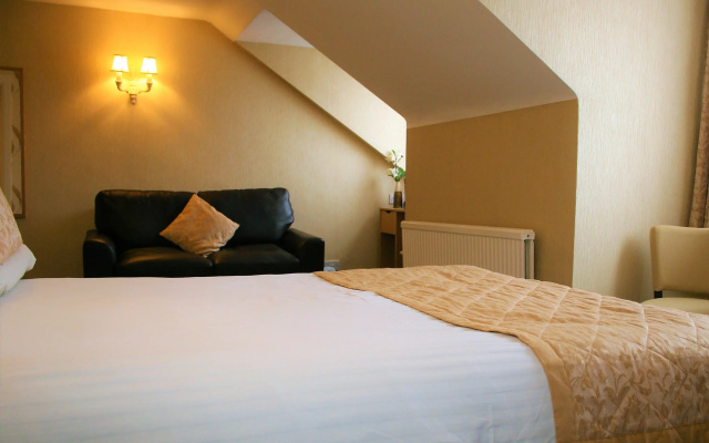 The Kingston Theatre Hotel