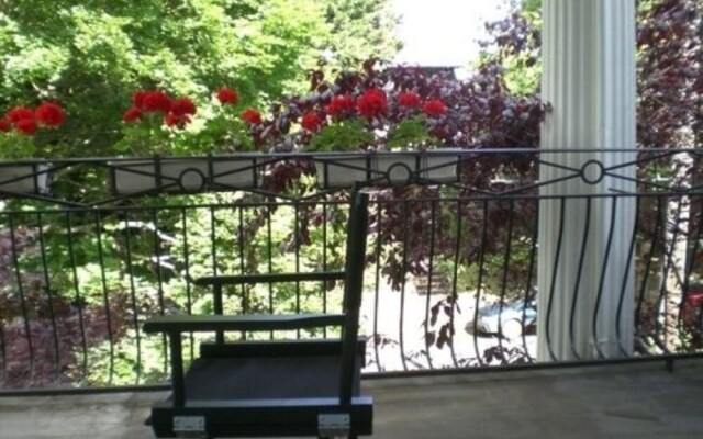 Mozart Guest House
