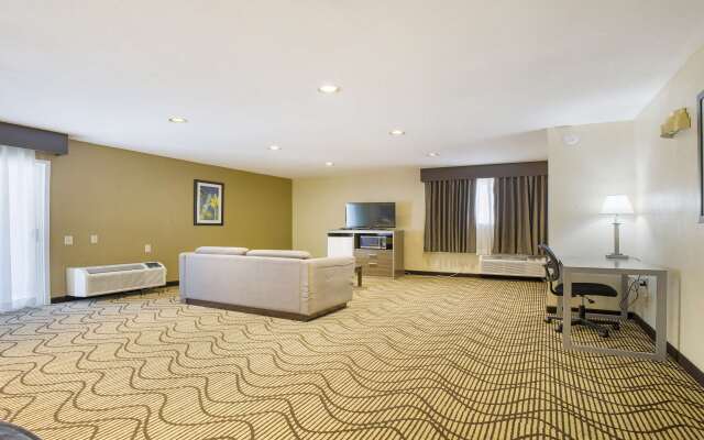 SureStay Plus Hotel by Best Western Sacramento North