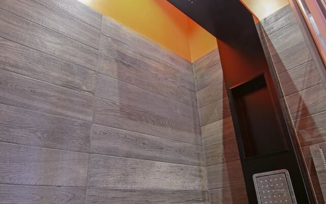 Allegras House Caracciolo