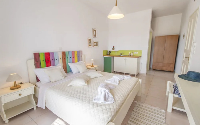 Faros Apartments