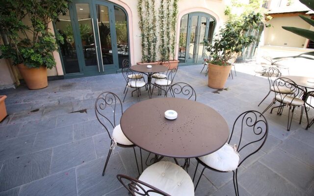 Hotel Pozzo di Borgo