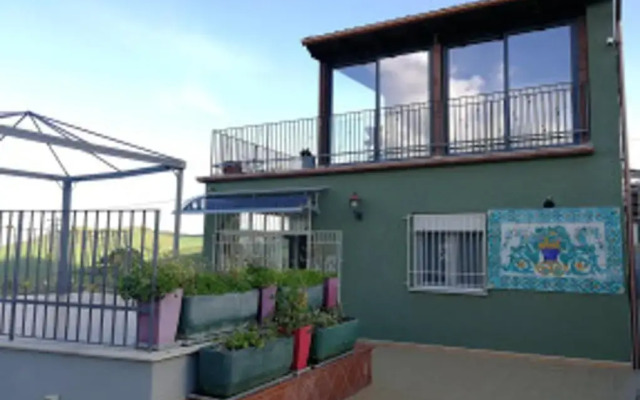 One bedroom appartement with furnished garden at Lercara Friddi