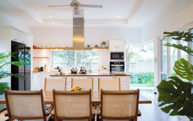 Kira Japandi Escape Sauna Rooftop Cinema