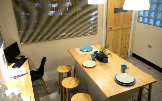 Hometoo Hostel