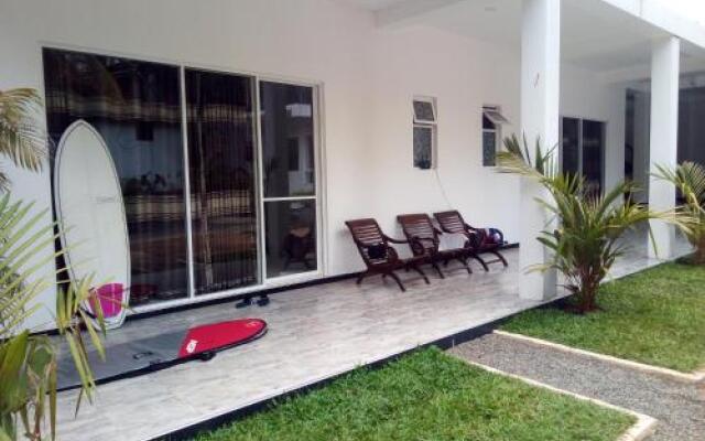 Yoho Lotus Dreams Guest House