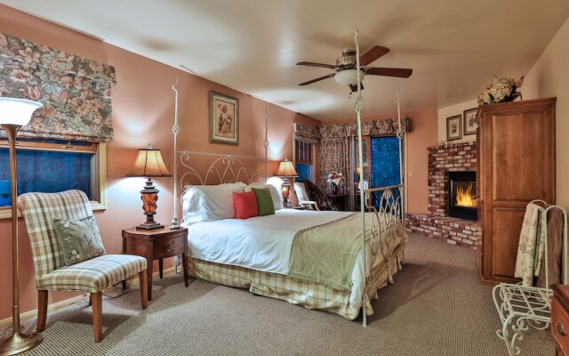 Alpenhorn Bed And Breakfast Inn