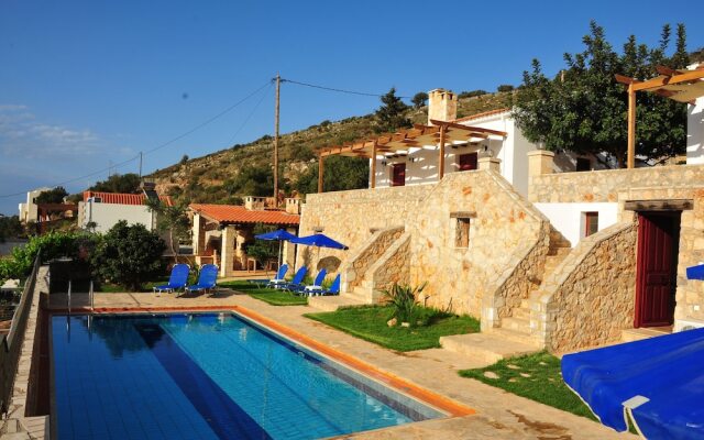 Faskomilia Villa