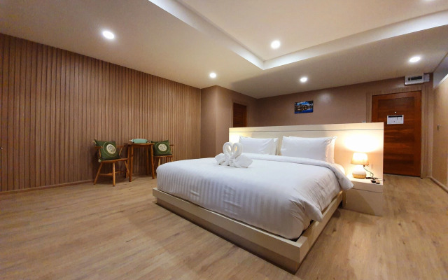 USABAI Riverside Boutique Hotel