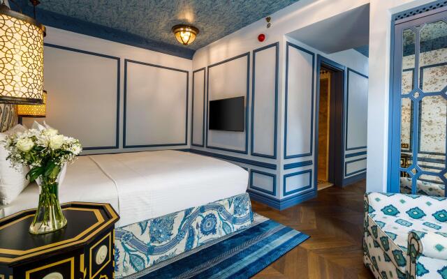 Hagia Sofia Mansions Istanbul, Curio Collection by Hilton